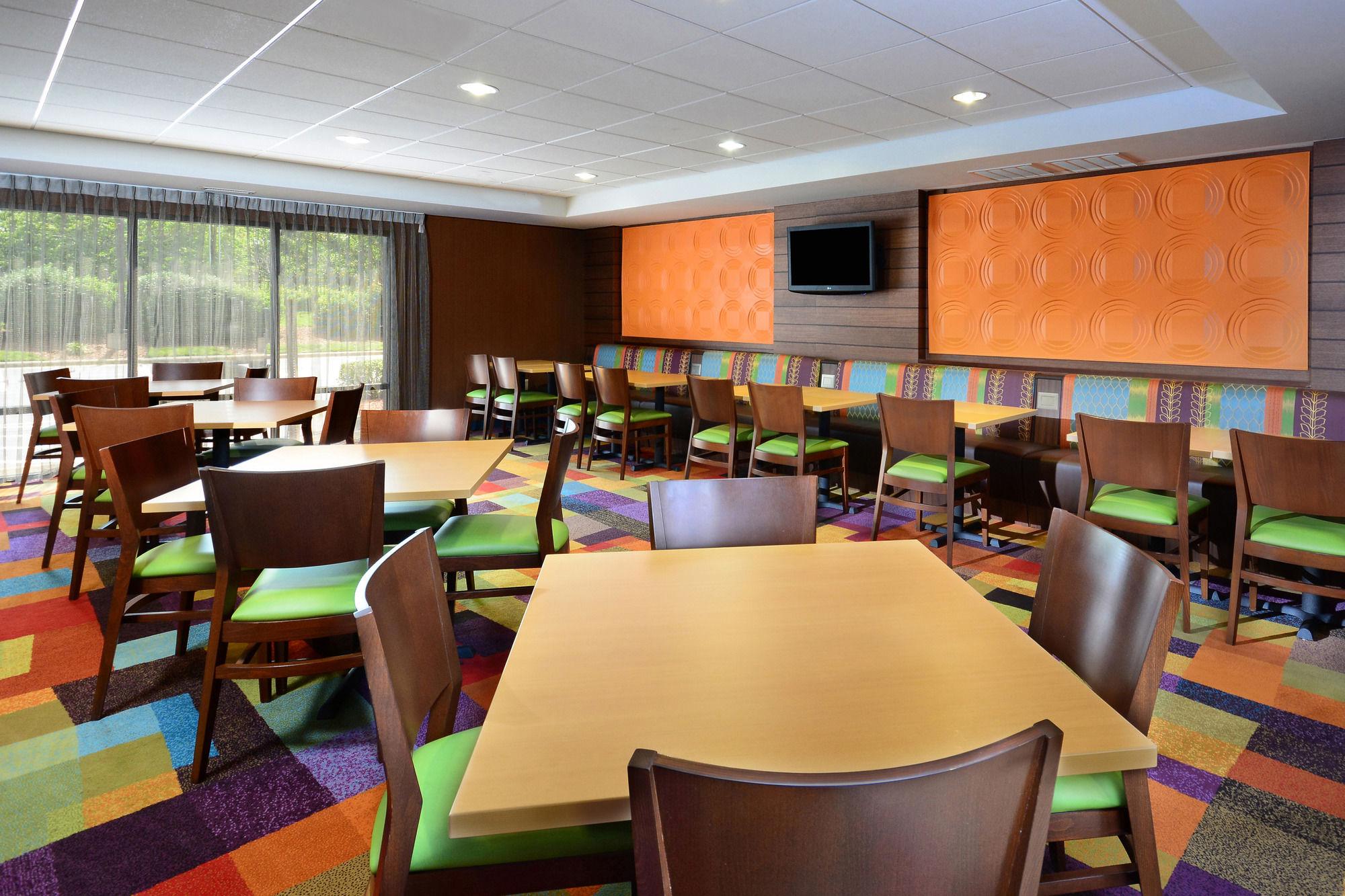 Fairfield Inn And Suites By Marriott Winston Salem/Hanes Экстерьер фото
