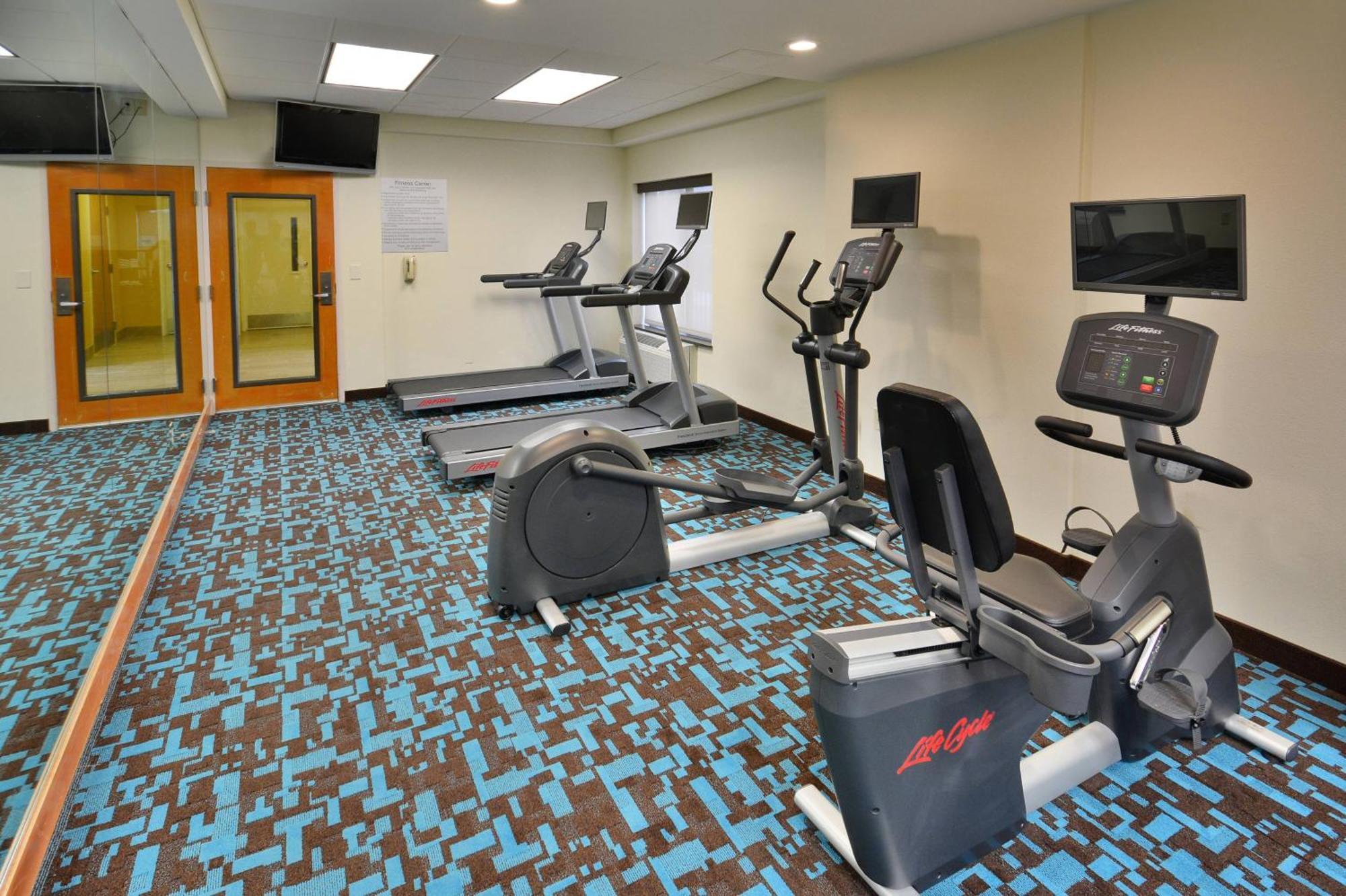 Fairfield Inn And Suites By Marriott Winston Salem/Hanes Экстерьер фото