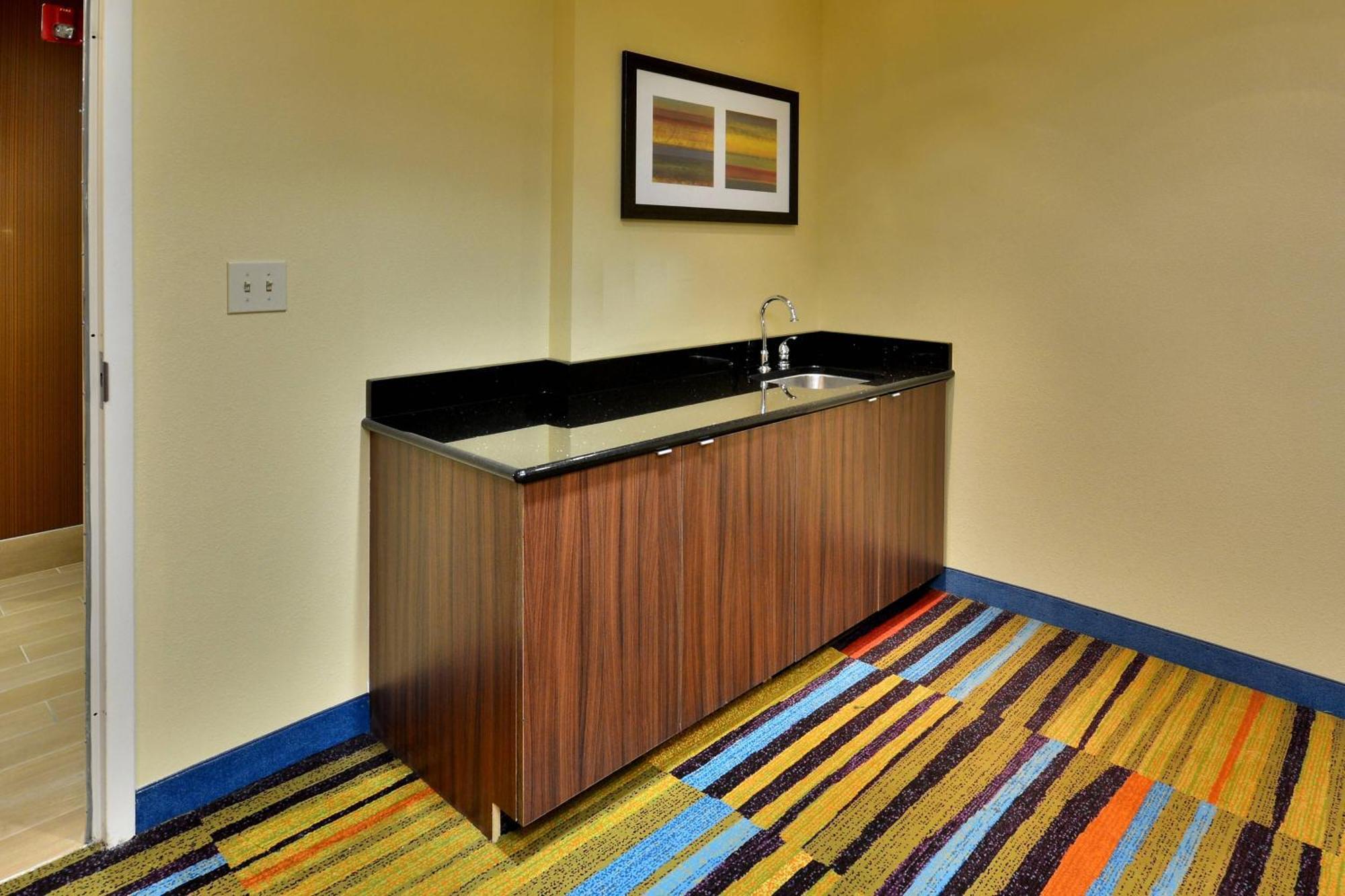 Fairfield Inn And Suites By Marriott Winston Salem/Hanes Экстерьер фото