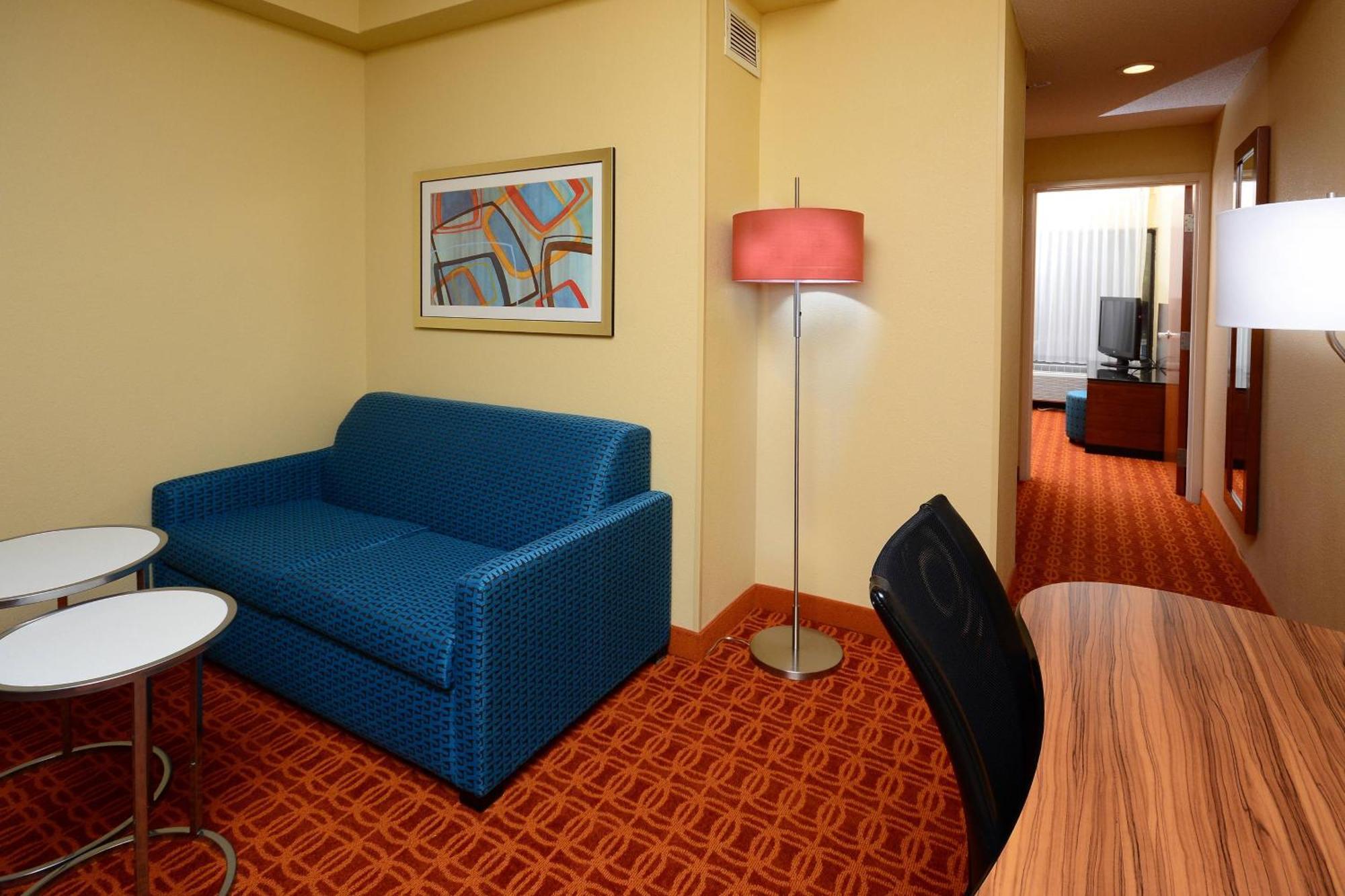 Fairfield Inn And Suites By Marriott Winston Salem/Hanes Экстерьер фото