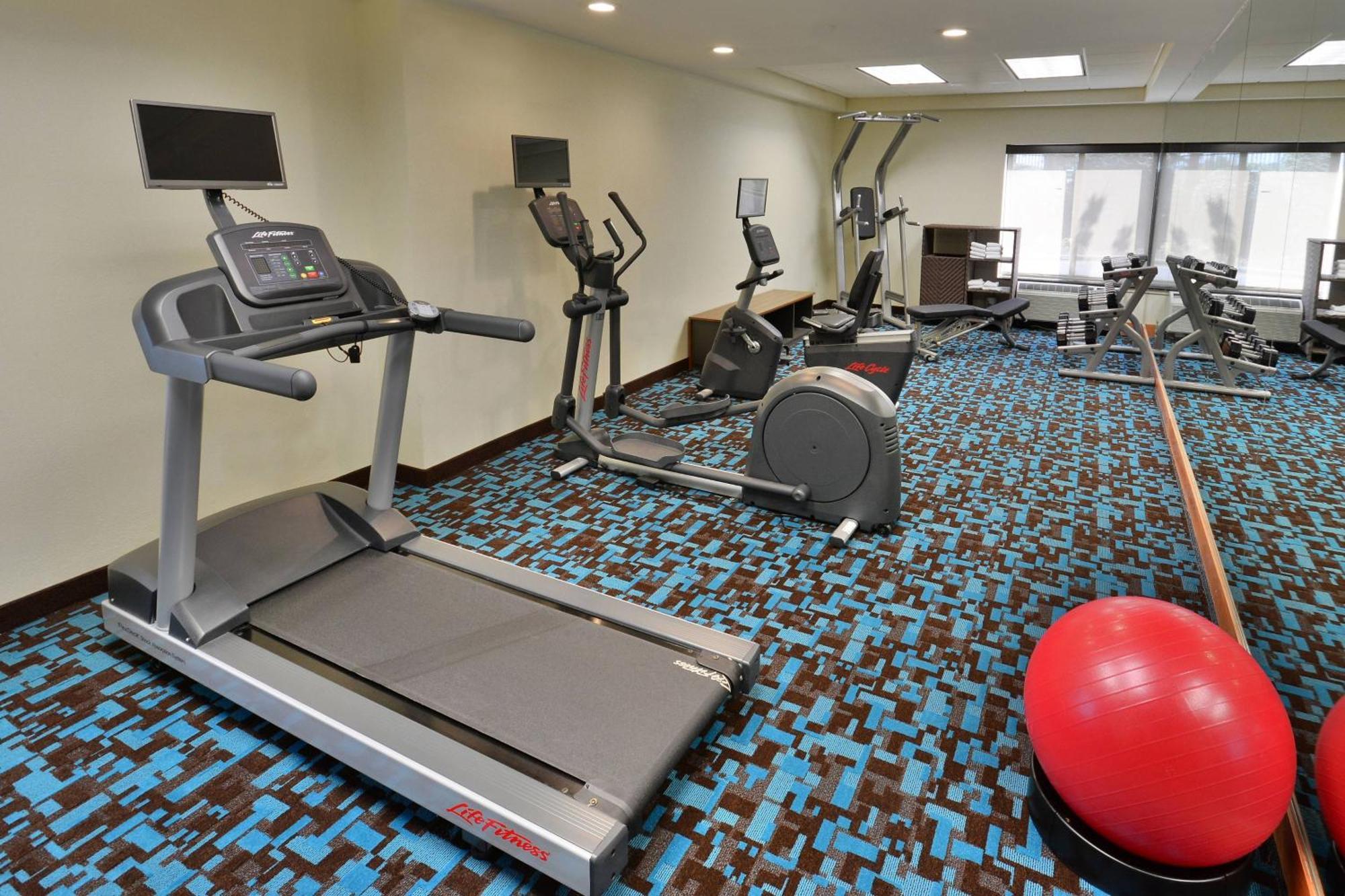 Fairfield Inn And Suites By Marriott Winston Salem/Hanes Экстерьер фото