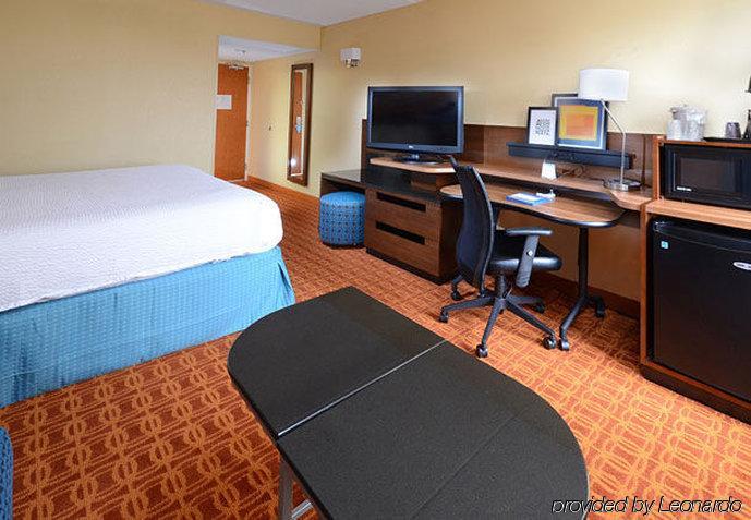 Fairfield Inn And Suites By Marriott Winston Salem/Hanes Экстерьер фото