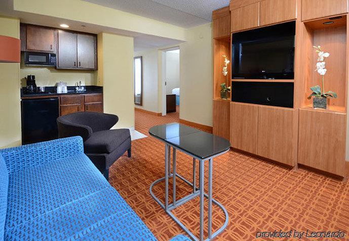 Fairfield Inn And Suites By Marriott Winston Salem/Hanes Экстерьер фото